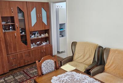 Vand apartament 2 camere in Deva, zona Gojdu (Constructorilor), et. 3 - 2