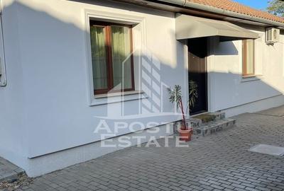 Casa curte proprie , Zona Mehala - 2