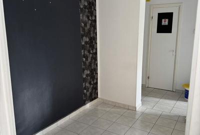 De închiriat: apartament 3 camere - nemobilat - ideal birou - Gorjului - 9