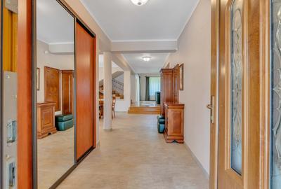 Vila superba, in stil mediteranean, strada privata - 8