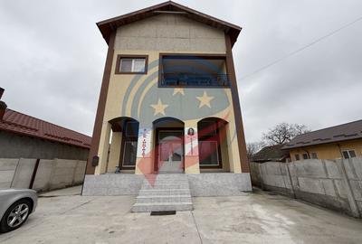 Spațiu comercial, de 250 mp, în Livezi