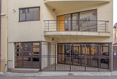 REV0013715 Vila de inchiriat Piata Victoriei - 1