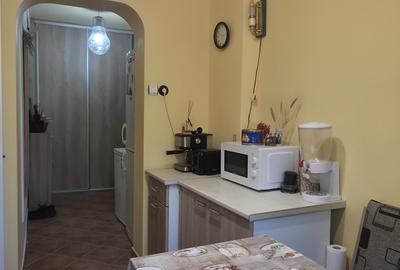 Cameră în apartament Gheorgheni | mobilat modern | balcon | 420€ - 6