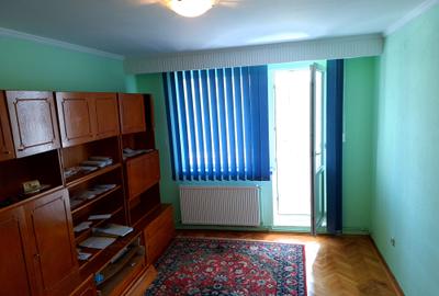 2 camere Craiovei , Centrală / NEGOCIABIL , Amplasament DEOSEBIT - 2