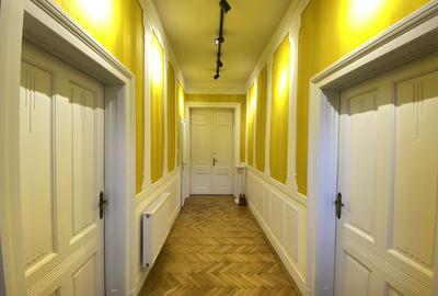 Comision 0%, Cladire Istorica, 4 camere, 134 mp, Renovat, Zona Sinaia - 10