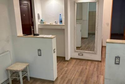 PROPRIETAR VAND Apartament doesebit 85mp utili + pivnita 10mp - 1