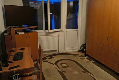 Apartament cu 4 camere, etaj 3, VASLUI zona CENTRU - DONICI; - 3