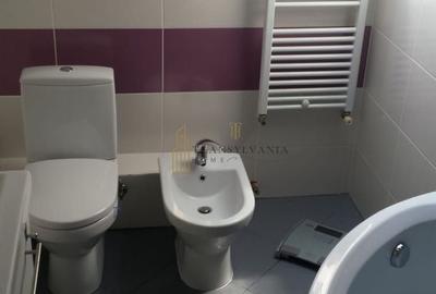 Apartament 3 camere, decomandat - 9