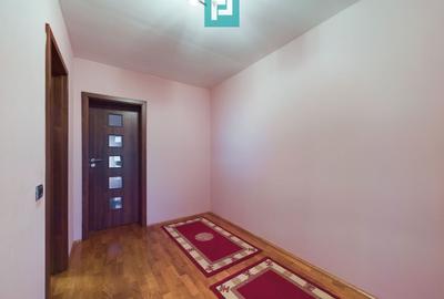 Vilă spațioasă cu 8 camere, Grădiște - 9