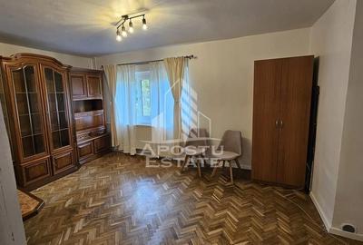 Apartament cu 2 camere decomandat, mobilat în Aradului