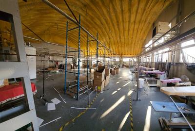 Hala industriala de vanzare in zona Valeni de Munte - 9