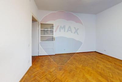 Casă cu 3 camere de vânzare Calea Dumbravii - 17
