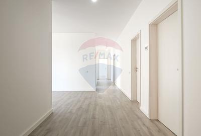 Casă  cu 5 camere de vânzare, Hălchiu - 3