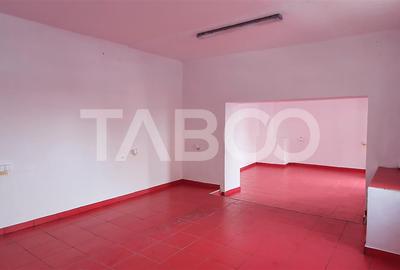 Spatiu comercial de vanzare renovat zona Orasul de Jos Sibiu - 1
