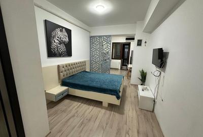 Garsonieră decomandată, mobilată în Central