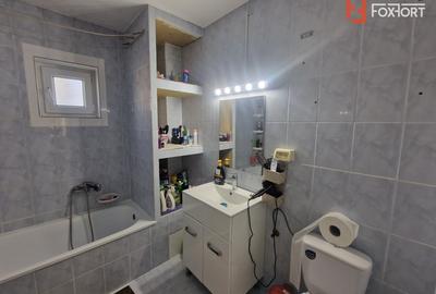 Casa individuala de vanzare cu 7 camere - Recas - 31