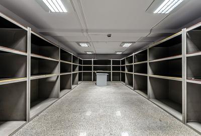 Spațiu de închiriat central - 4