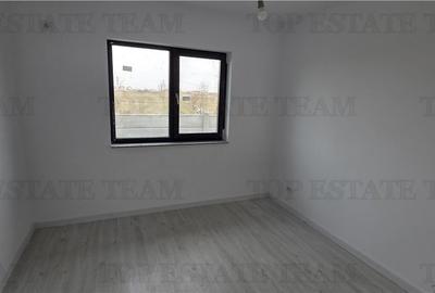 Vila individuala moderna cu 4 camere , 2 bai ,terasa 25mp, incalzire in pardosea - 14