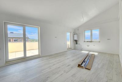 Apartament cu 3 camere decomandat în Sânpetru