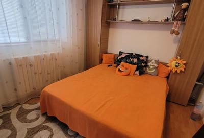 Valu lui Traian -casa 3 camere cu teren 300 mp -gaze la poarta 77900 euro - 8