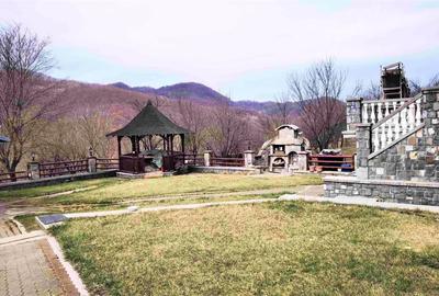 Super proprietate langa Breaza  cu teren  5000Mp , structura solida , cazemata - 3