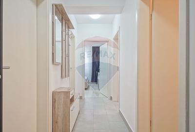 Apartament cu 2 camere de închiriat în zona Tractorul - 11