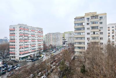 Apartament cu 4 camere decomandat în Chișinau