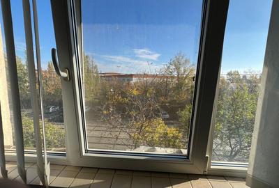 Garsoniera, etaj 2/10, zona Titan, gata de mutare, Comision 0 - 10