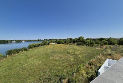 Priveliste spre lac! - 2