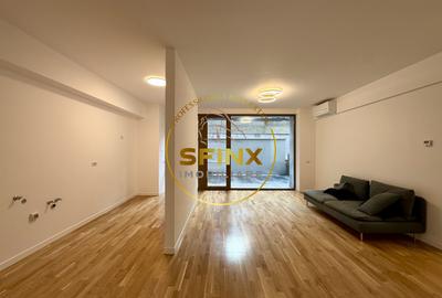 Apartament cu 4 camere semidecomandat în Cișmigiu