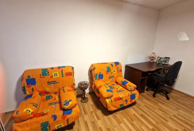Situata pe strada DALIEI-vecin Complexul Studentesc, etaj 1, cu centrala gaz - 3