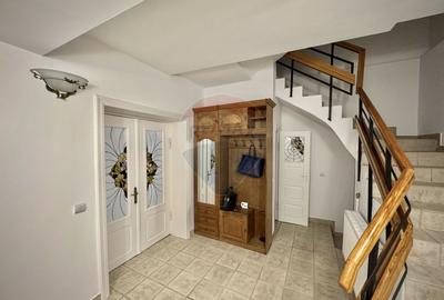 Casa / Vila cu 7 camere de vanzare în zona Domenii - 3