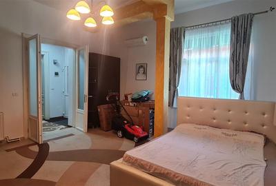 Ap. 2 camere 100mp central str. Saguna-Intim - 9
