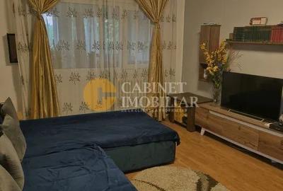 Apartament cu 3 camere decomandat în Tătărași