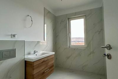 Apartament cu 2 camere semidecomandat în Florești