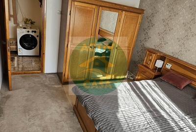 De inchiriat apartament cu 2 camere, etaj 3, zona Pietonal Stefan cel Mare - 9