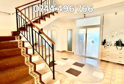 Proprietar vând casă 10 camere în zona Tractorul (576mp) + Teren 700mp - 11