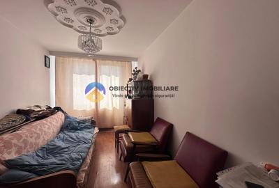 Apartament cu 3 camere semidecomandat, mobilat în Dărmănești