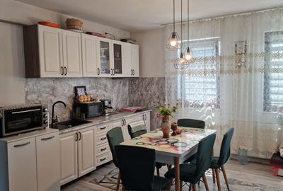 De Vanzare Duplex Plopeni - 8