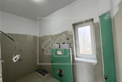 Casa de vanzare in Sibiu - noua, individuala, teren 335 mp - zona buna - 24