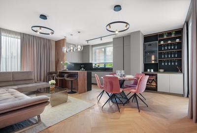 Apartament cu 3 camere decomandat în Pipera