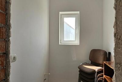 Buzau, Pietroasele - casa 4 camere, 2 bai, 150 mp utili. - 5