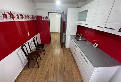 Ap 2 cam, 60 mp utili, et 2/3, hol patrat logie si balcon,renovat ! - 3