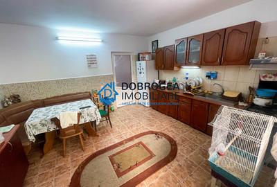 Vila in inima orasului, ideala pentru locuit sau birouri/ clinica - 18