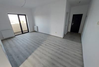 Apartament cu 2 camere semidecomandat în Haliu