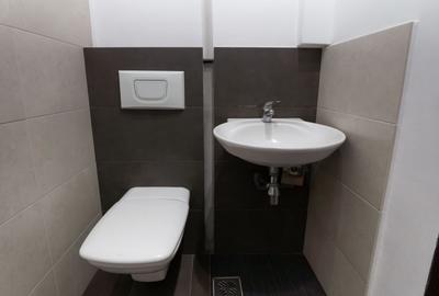 De vanzare Cladire bloc Istoric Central Arad D+P+E+M curte proprie - 9