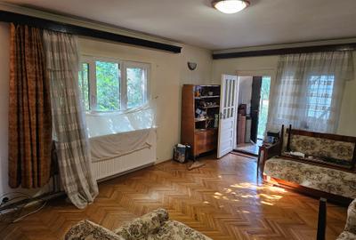 Bolintin Vale-casa 3 camere, toate utilitatile,teren 1000 mp, garaj, libera,acte - 3