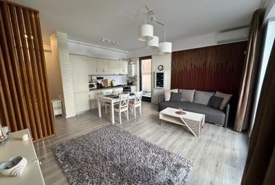 Apartament cu 2 camere decomandat, mobilat în Central