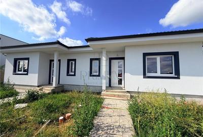 Duplex cu 3 camere în Moșnița Veche
