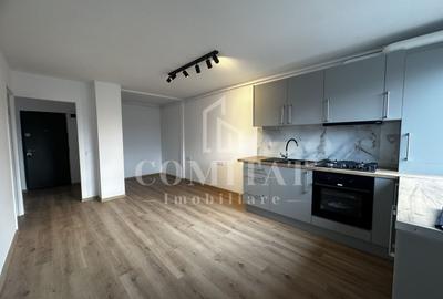 Apartament cu 3 camere semidecomandat, mobilat în Florești